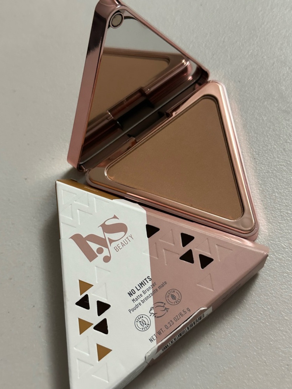 LYS Beauty No Limits Matte Bronzer